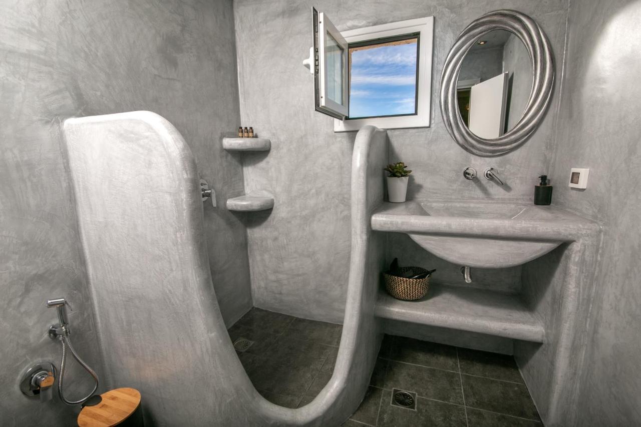 Sensia Luxury Studio With Hot Tub Οία Εξωτερικό φωτογραφία
