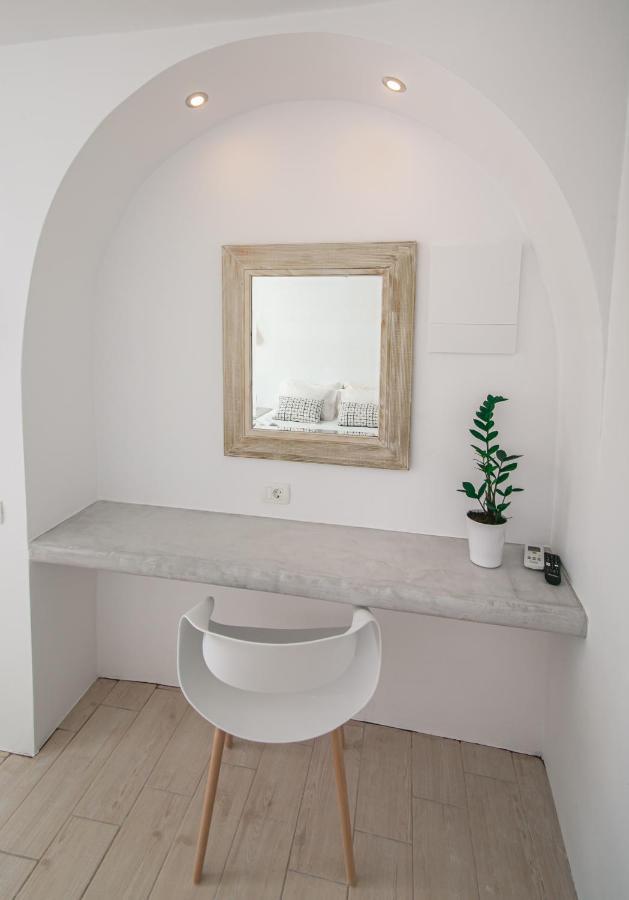 Sensia Luxury Studio With Hot Tub Οία Εξωτερικό φωτογραφία