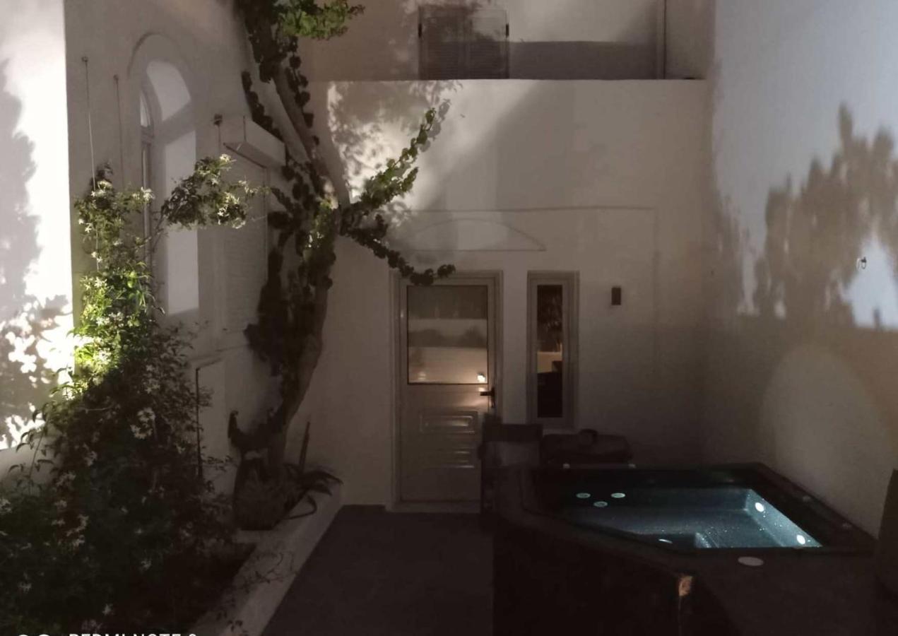 Sensia Luxury Studio With Hot Tub Οία Εξωτερικό φωτογραφία